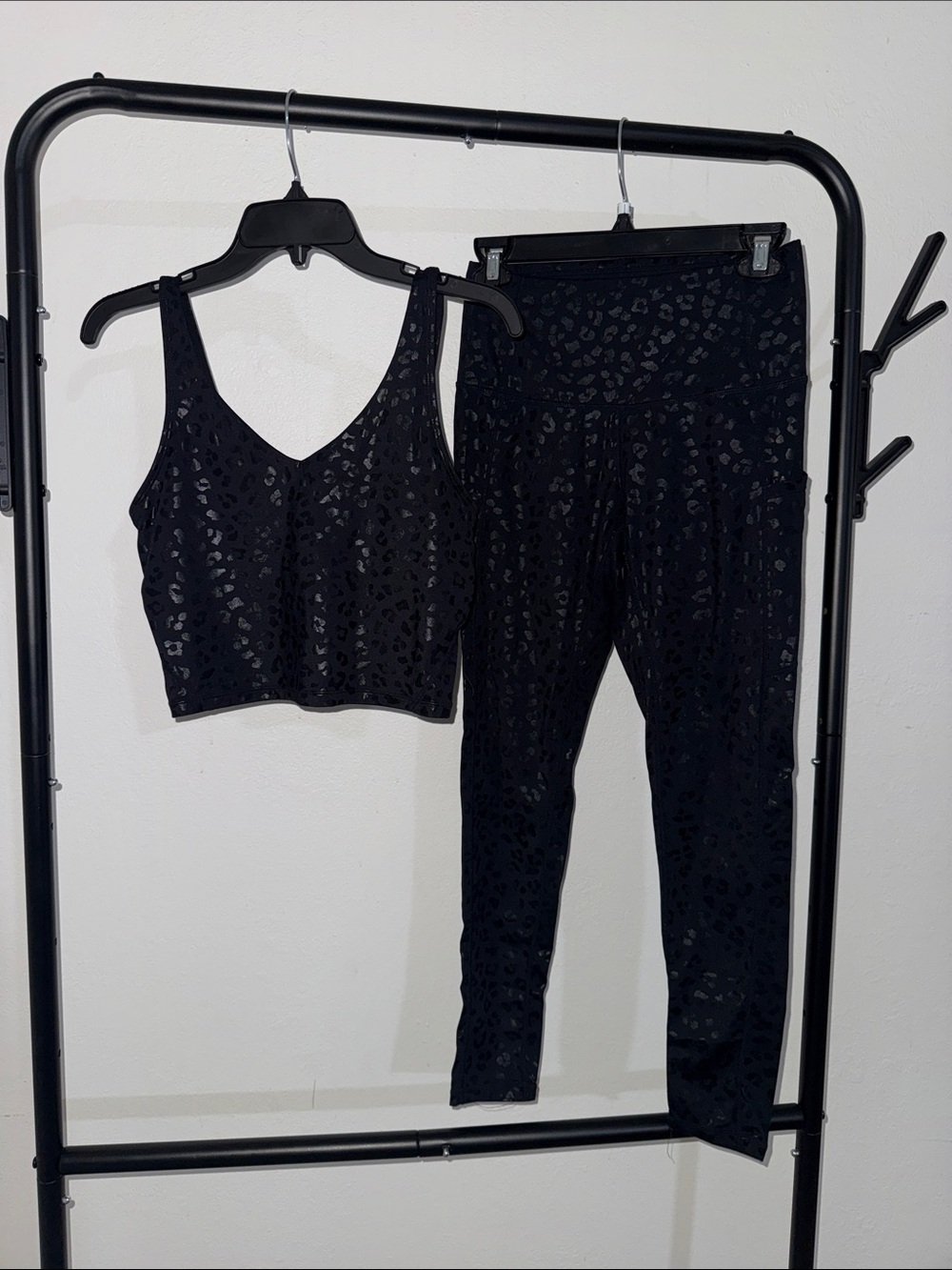 Black Leopard-Print High-Waist Leggings & Crop Tank Set - Med Top & Small Bottom